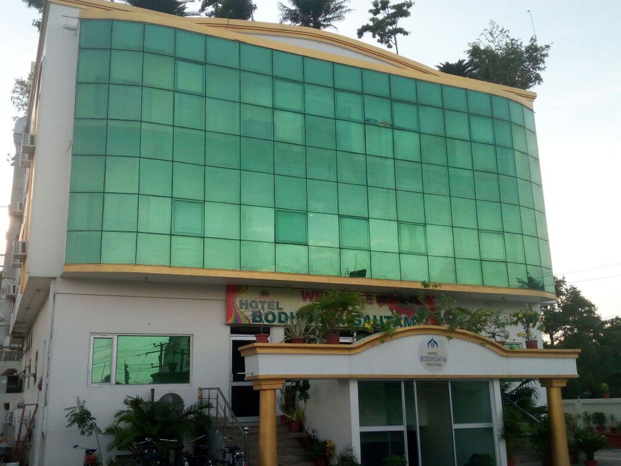 Bodhgaya Gautam Hotel Exterior photo